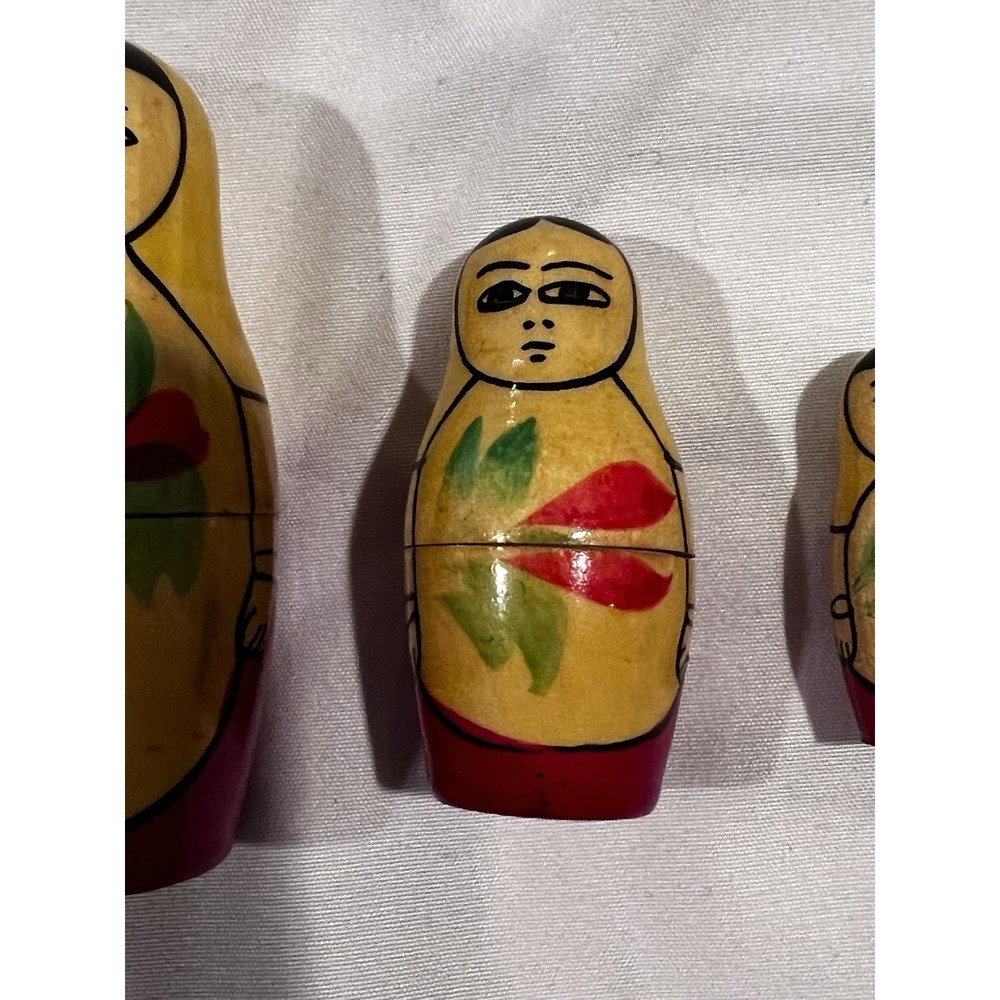 Vintage Russian Nesting Dolls Made In USSR Hand Painted Total Of 5 - Picture 5 of 8